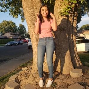 Meet your Posher, Dezirae